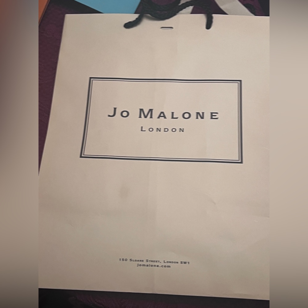 Jo Malone shopping bag